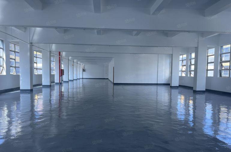 宝龙地铁口新出三楼1000平精装修厂房仓库低价出租可分租