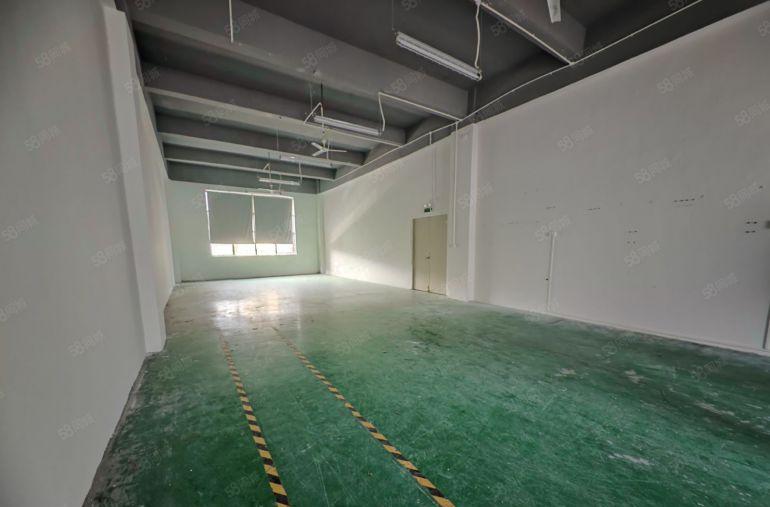 龙岗地铁400米精装小面积176平，水电齐全，适电商办公仓储