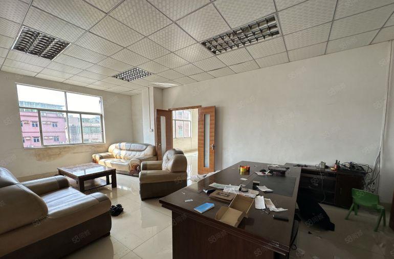 低价15元龙岗主干道园区1500平厂房仓库出租500平起分租