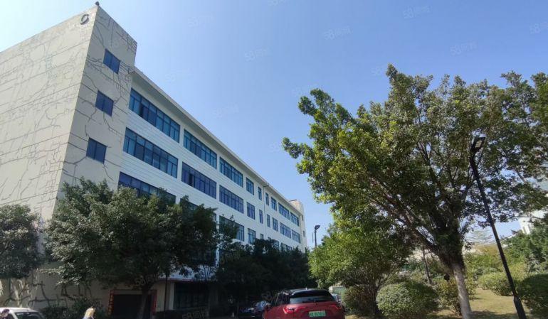 龙岗区宝龙地铁站原房东工业区园区楼上厂房1830平米厂房出租