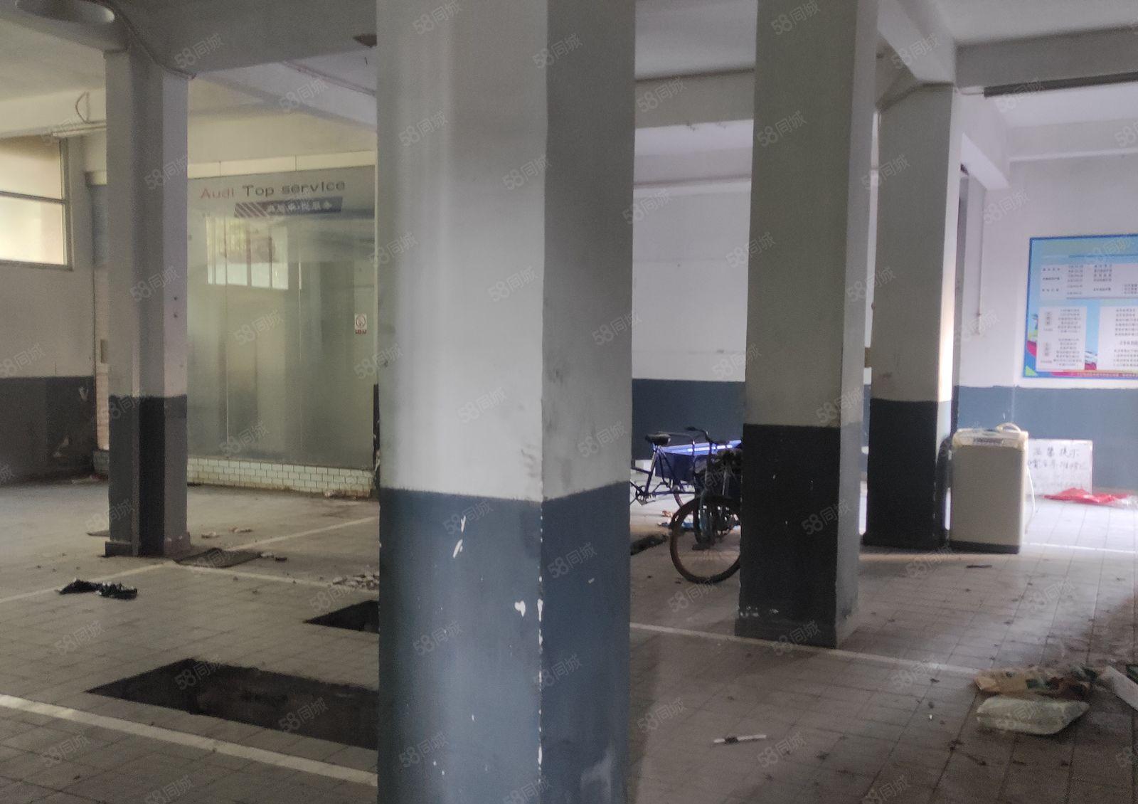 坂田五和地铁口一楼实际面积300平米出租 可做汽修 汽车改装