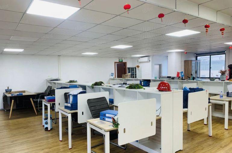 坂田地铁口电商产业园500平低价仓库厂房出租100起租可分租