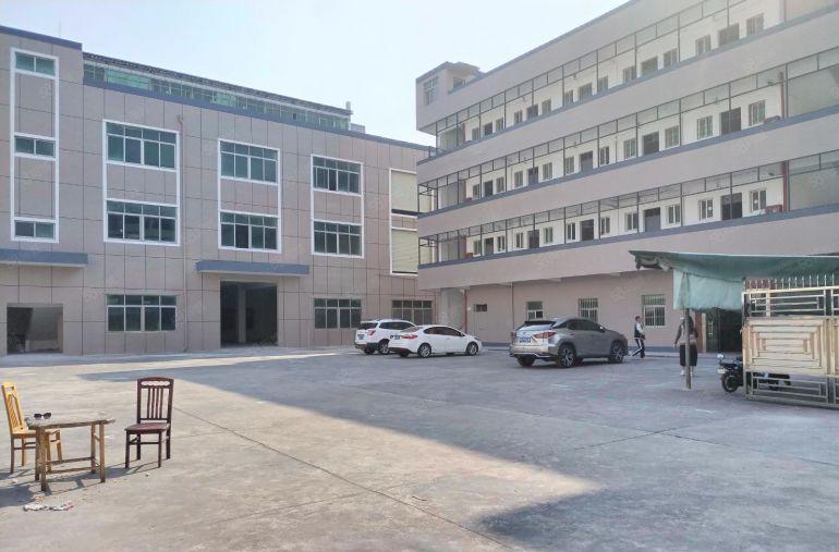 坪地六联原房东3600平独门独院厂房出租 500平起出租