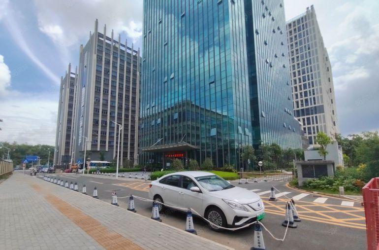 中心城爱联1000平红本厂房仓库实际面积19元200平起租