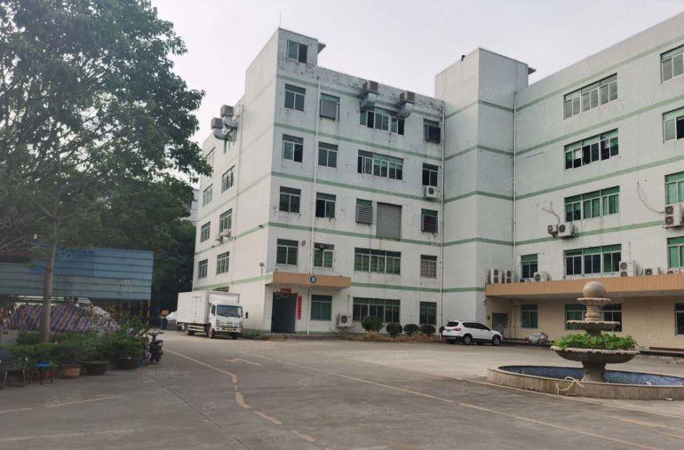 平湖辅城坳工业园区新出厂房一楼仓库出租转租大小可分租易招工