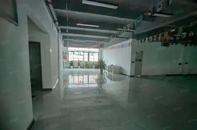 龙岗原房东红本厂房26000平独门独院实际面积出租周边配套齐