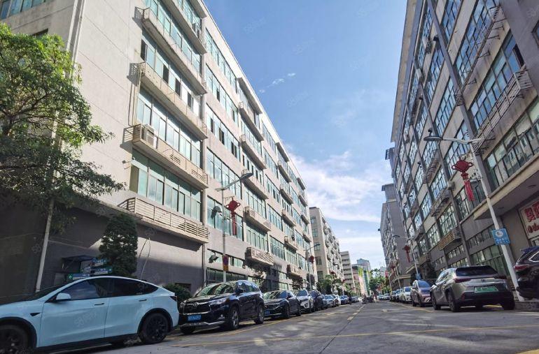 坂田杨美地铁站楼上精装修500平厂房出租原房东低价出租