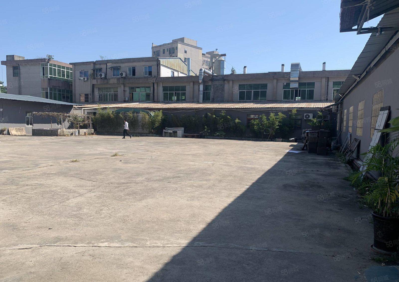 龙岗原房东双门独院2000平钢构厂房出租空地1500平免费用