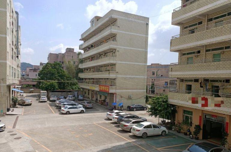 坪地富地岗和美3楼780平方带电梯厂房办公室仓库出租