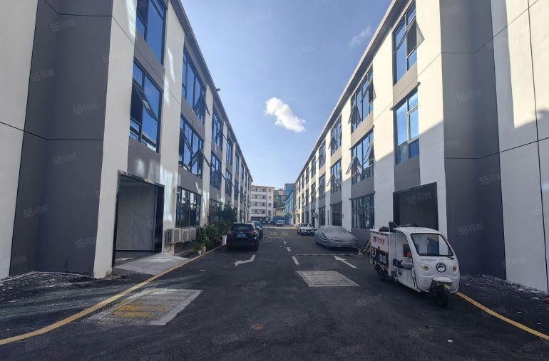 小面积龙岗龙城广场地铁口100平方精装修办公室厂房仓库出租