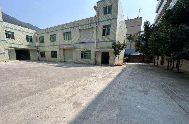 平湖新木工业区2700平独门独院厂房仓库出租分租带装修可环评