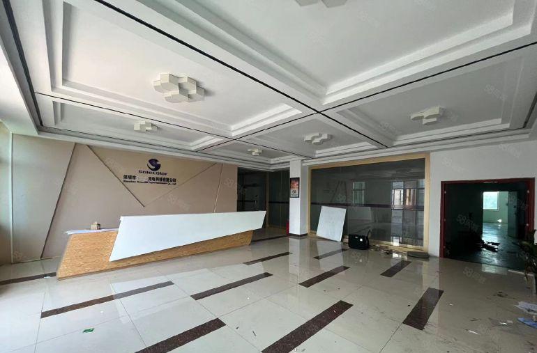 18块起租 横岗地铁站原房东二楼 1000平现成装修厂房出租