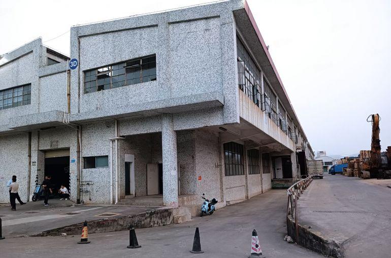 平湖高速出口良安田原房东1200平精装修厂房仓库出租现成冻库