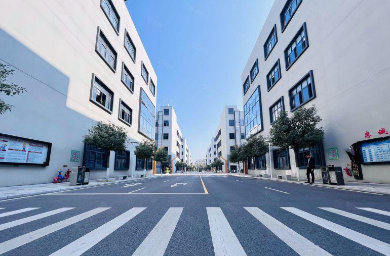 坂田地铁口！电商园厂房办公仓库出租300平至3000平可分租