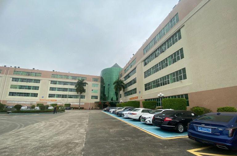 平湖鹅公岭工业区5000平厂房出租 原房东 形象好大小可分租