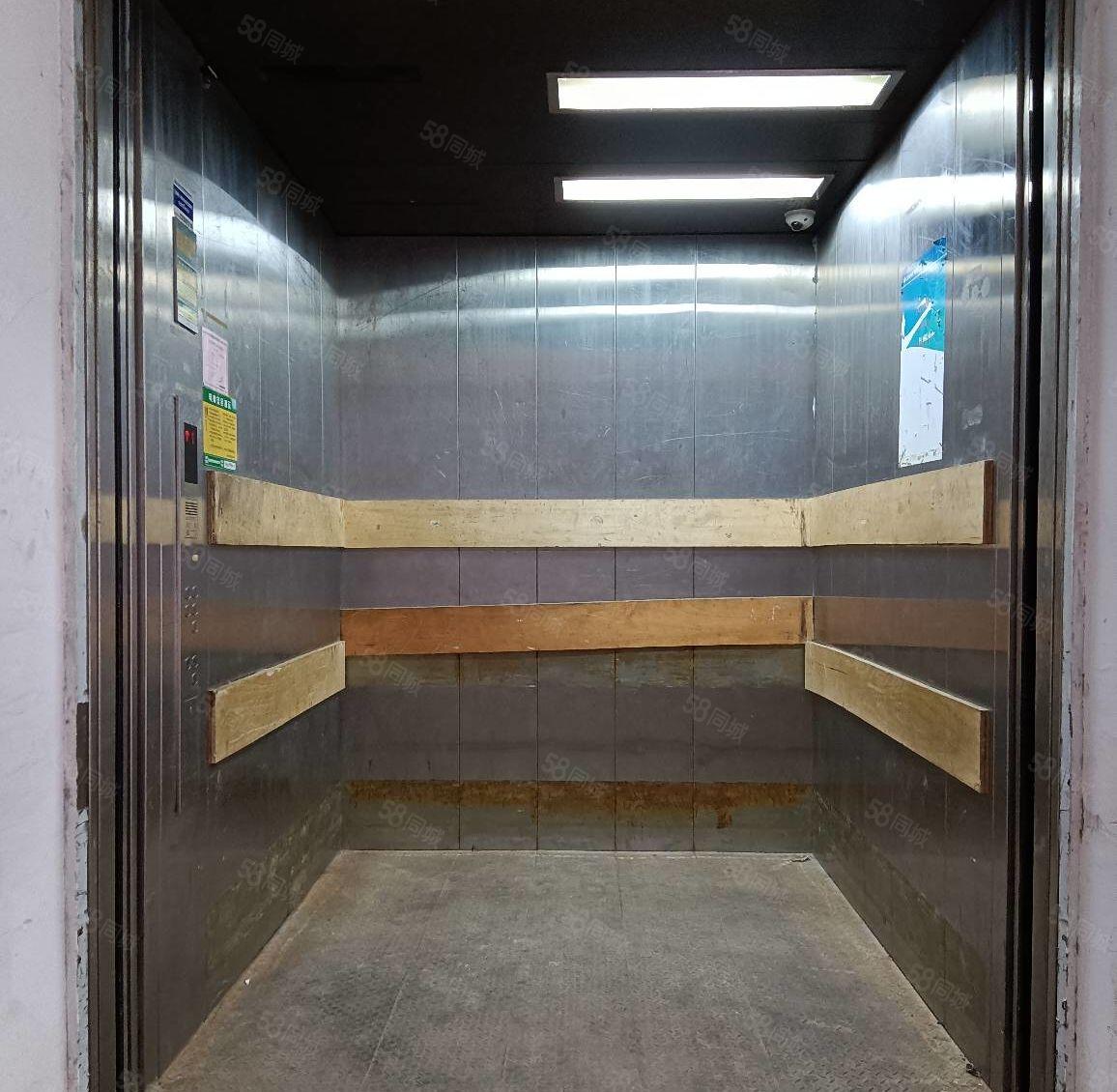 25块平湖辅城坳原房东独院厂房10000平出租500平起租