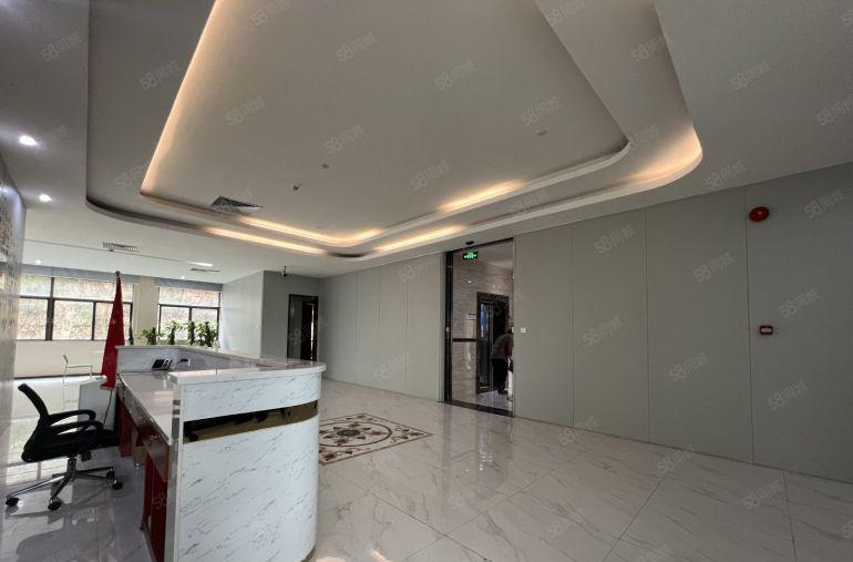 五联龙西带豪华精装修电商办公室1280平方仓库出租含家私电器