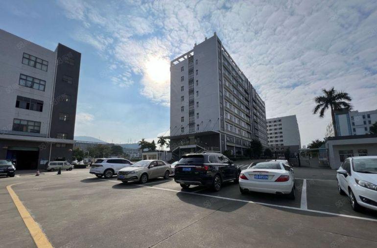 龙岗宝龙花园原房东实际面积厂房10000平方出租形象地段好