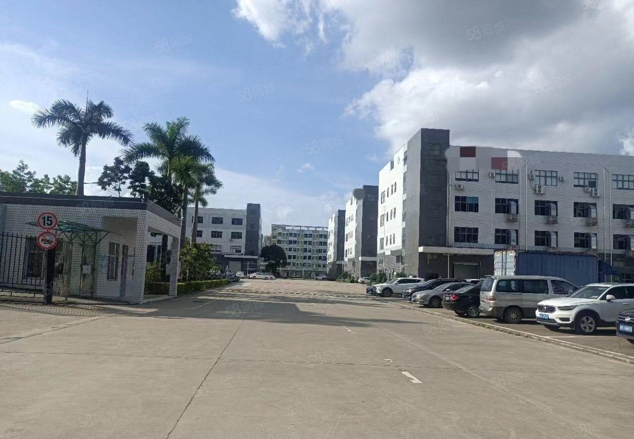 龙岗宝龙高新科技园楼上2000平带装修红本仓库厂房招租可分租