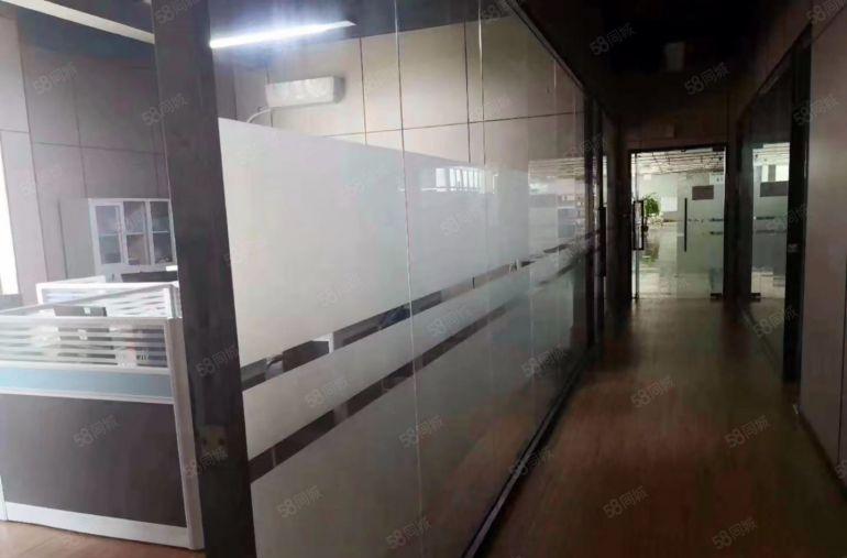 坳背地铁口1000平地坪漆仓库厂房低价出租园区300平起分租