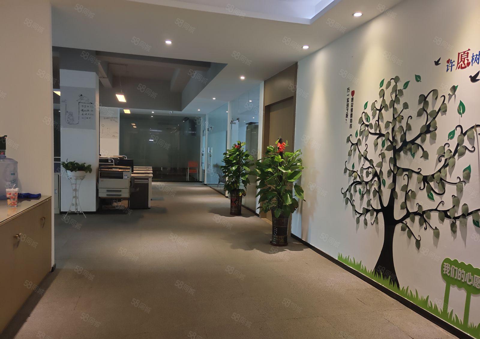 龙岗中心城原房东楼上1300平精装修厂房出租实际面积空地大