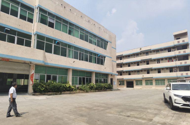 平湖华南城独院厂房出租5000平 可生产 办公仓库