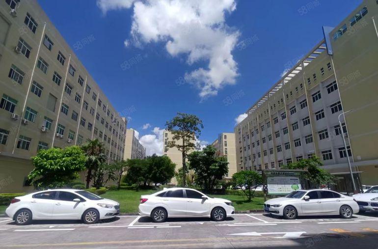 龙岗宝龙原房东楼上2000平方精装修办公室厂房仓库出租可分租