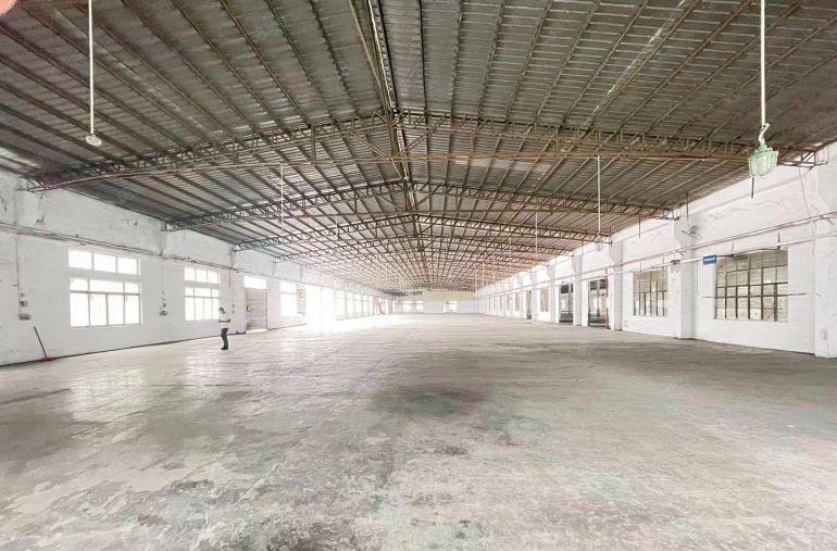 20块！滴水9米5000平坪地原房东钢结构厂房实际面积出租