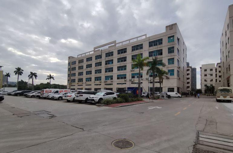 平湖华南城地铁口3000平精装厂房出租电商仓库分租500平起