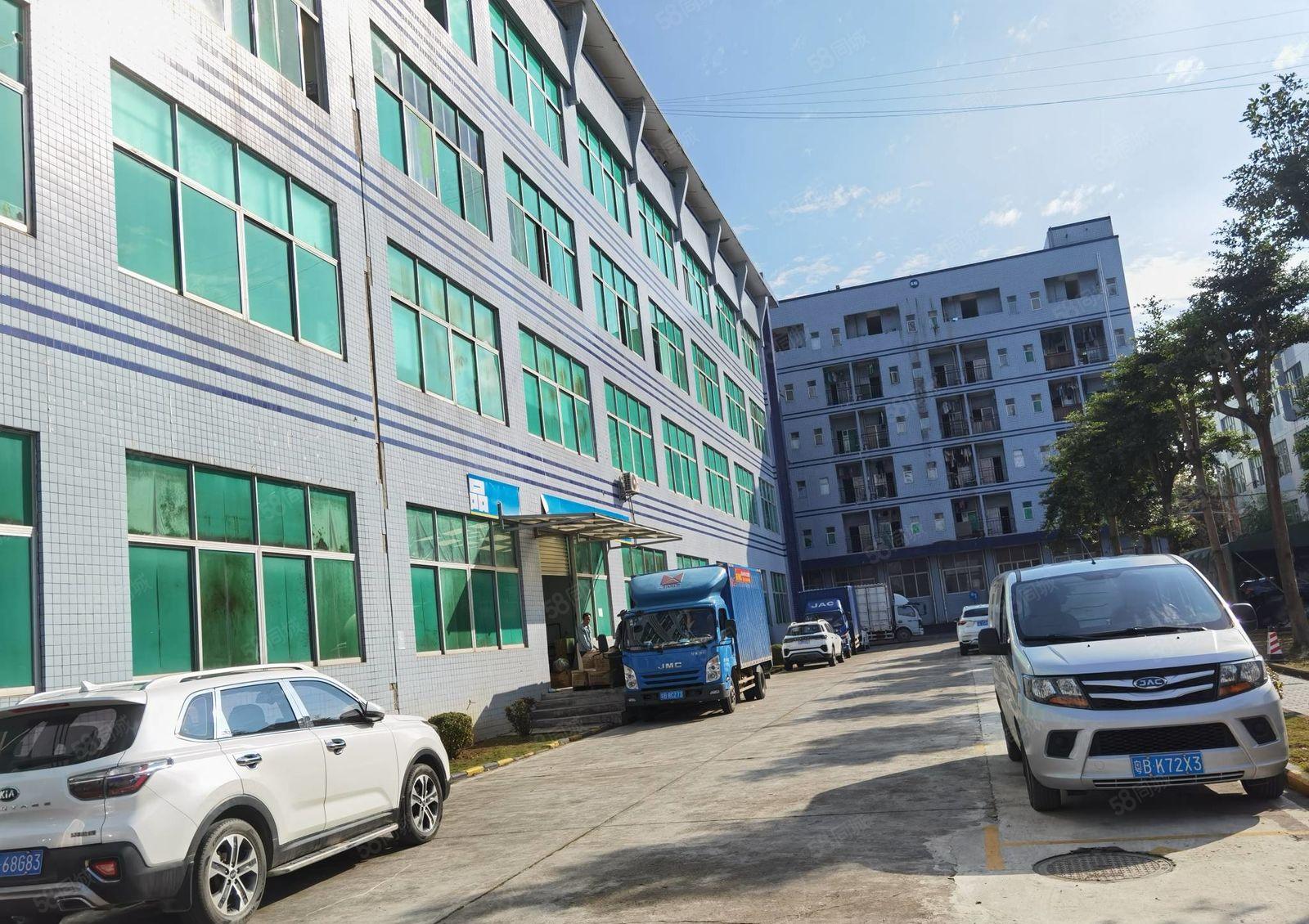 龙岗宝龙花园式一楼3000平方招租高度6米 租金28块可分租