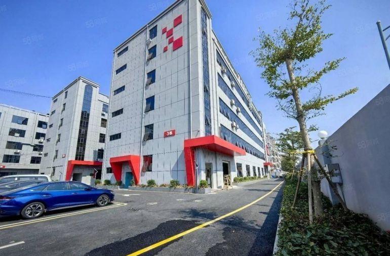 龙岗横岗六约工业园区原房东楼上1000平带现成精装修厂房出租