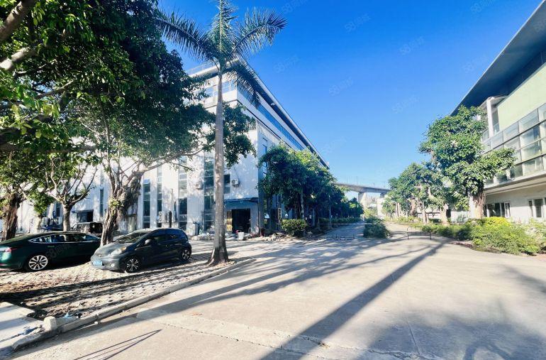 新能源基地横岗靠地铁站200平分租30000平大型工业园