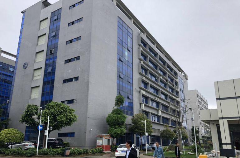 低碳城原房东科技园新出3楼整层2000平带精装办公室厂房出租