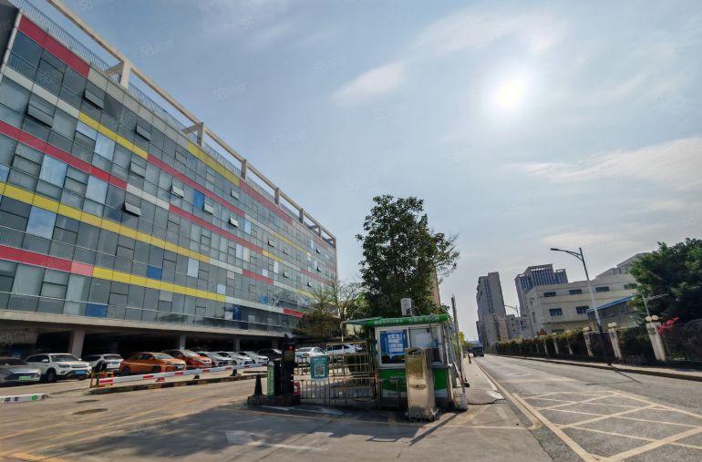 龙岗吉祥地铁站原房东新空3楼1500平精装修办公仓库厂房出租