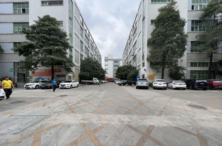 横岗一楼1360平方厂房仓库出租使用率80大小可分租空地大