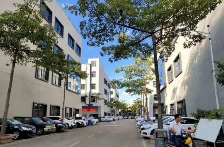 横岗六约地铁口科技园楼上1000平带装修办公室厂房出租可分租