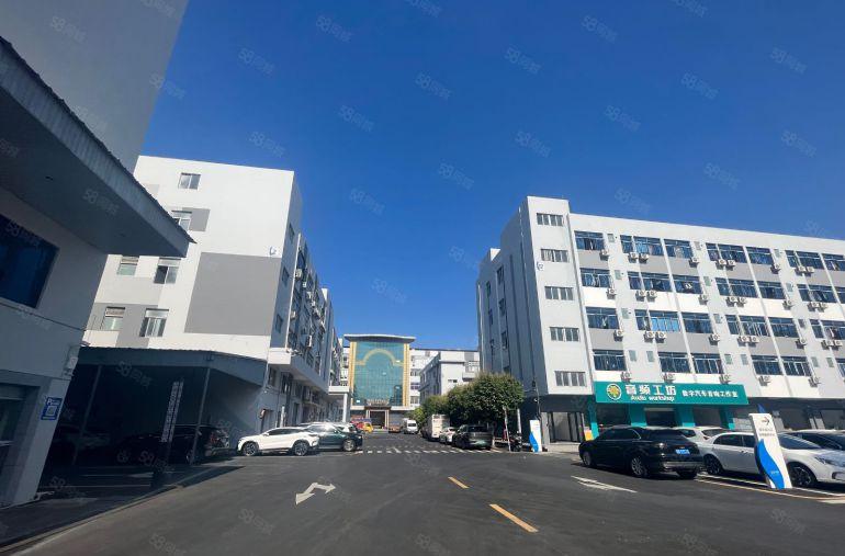 横岗六约地铁口一楼招租800平方主干道路边上