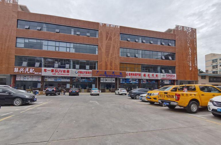 出租平湖富民工业区1200平标准厂房出租仓库招租500