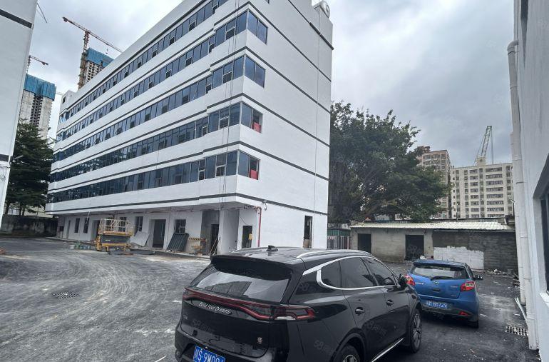 层高8米坂田地铁口1200平钢结构厂房门口空地大使用率高可分