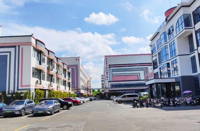 布吉坂田电上商园楼上精装修办公室1000平厂房仓库出租