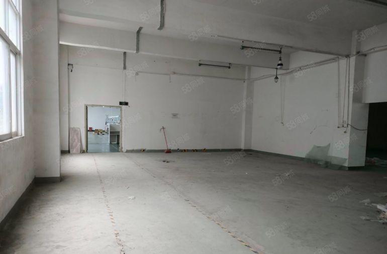 坪地富地岗和美3楼780平方带电梯厂房办公室仓库出租