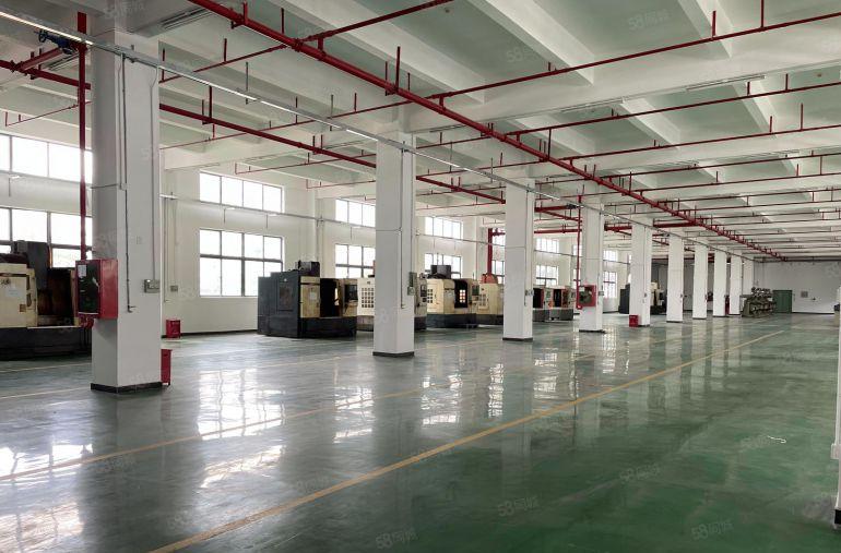 龙岗宝龙工业园原房东红本一楼2000平方厂房仓库大小可分租