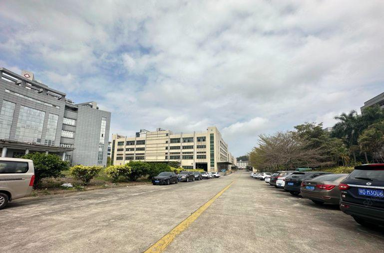 平湖物流仓库基地5000平起带卸货平台，消防喷淋超大空，红本