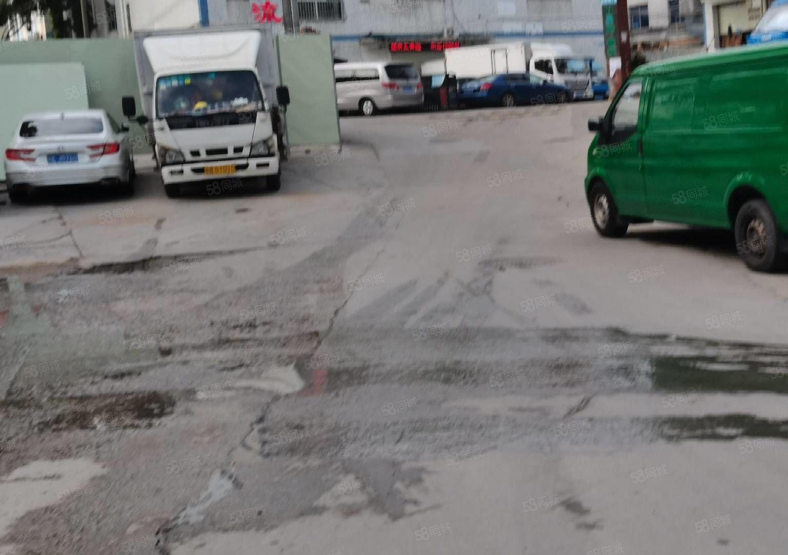 （精装修35一平）平湖万达附近 适合电商仓库 旅游 贸易