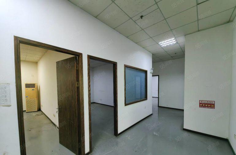 给钱就租 坂田上雪一楼带卸货平台2000平厂房仓库出租