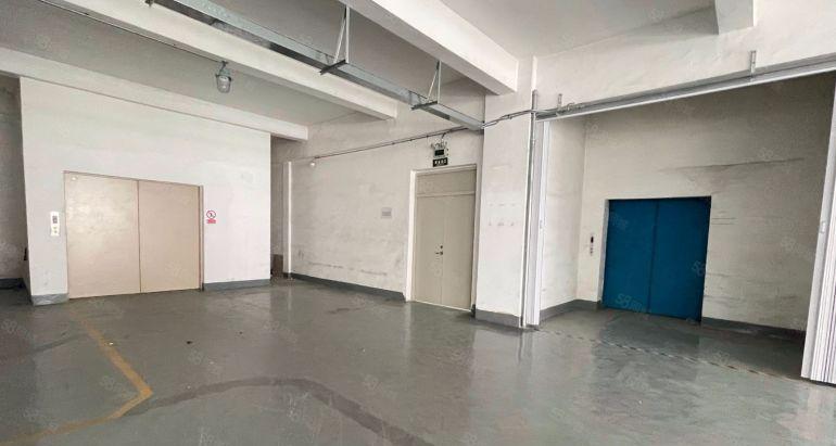 五百平起租龙岗宝龙原房东带红本厂房独门独院1773平仓库出租