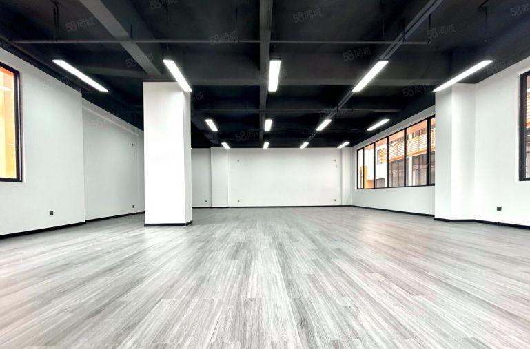 横岗地铁口 电商园区 三面采光 200平起 原业主直租