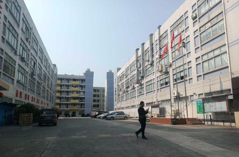 平湖华南城旁原房东1800平电商办公仓库厂房出租大小户型可选