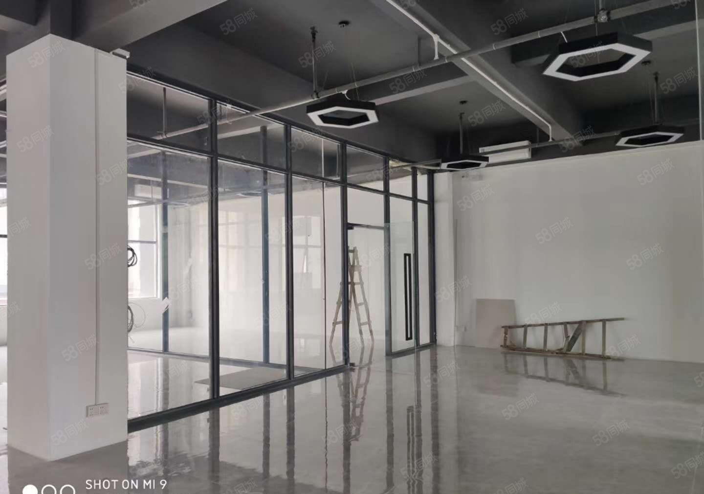 交通好！龙岗爱联地铁口500平起分，办公室厂房仓库低价出租