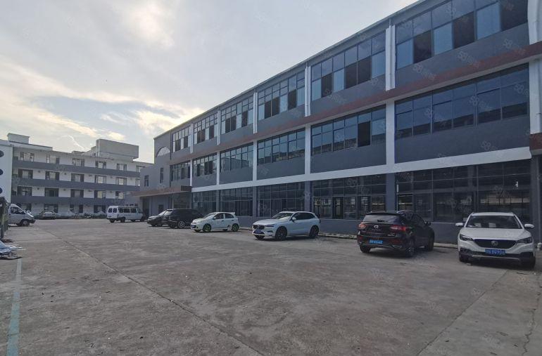 200平起分租20元起横岗六约独门独院厂房仓库出租8000平